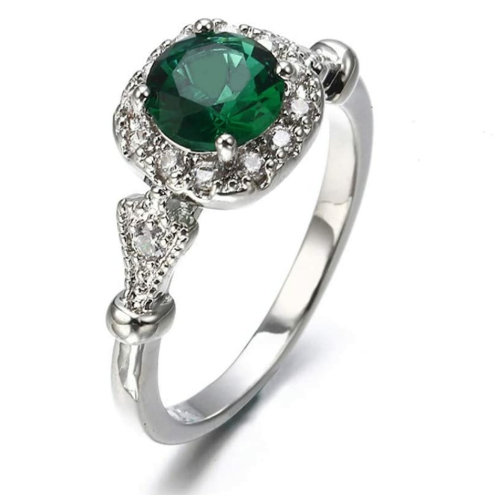 BRAND NEW SIMULATED EMERALD ENGAGEMENT RING SIZE 10